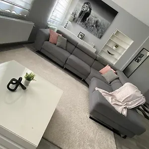  Appartement Next2airport - House Of Lions